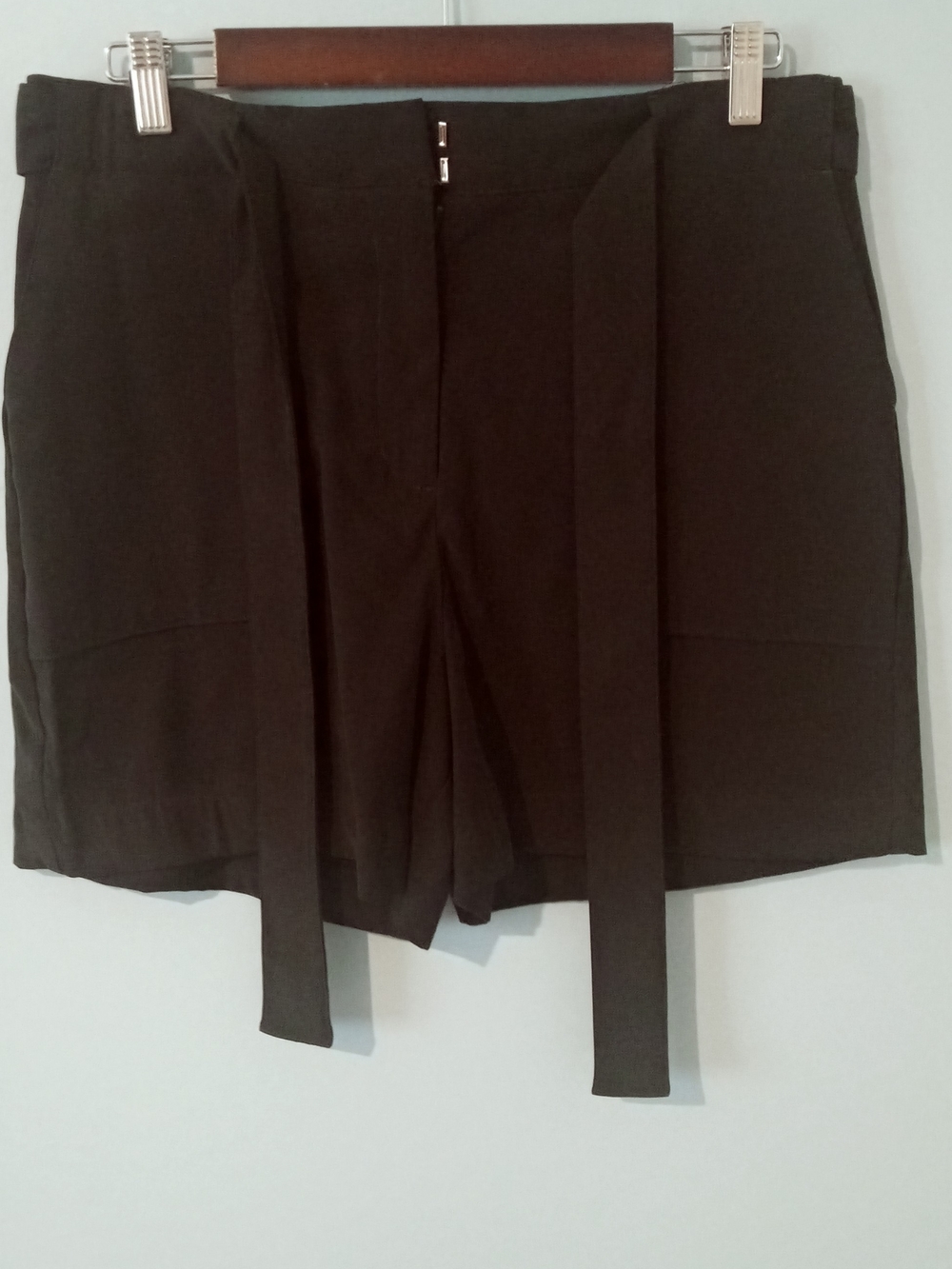 cleo Black Petite Stretch Waistband Pants